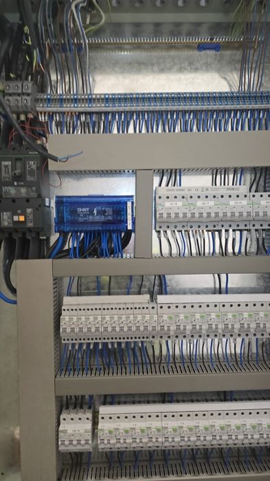 Electrician experienta