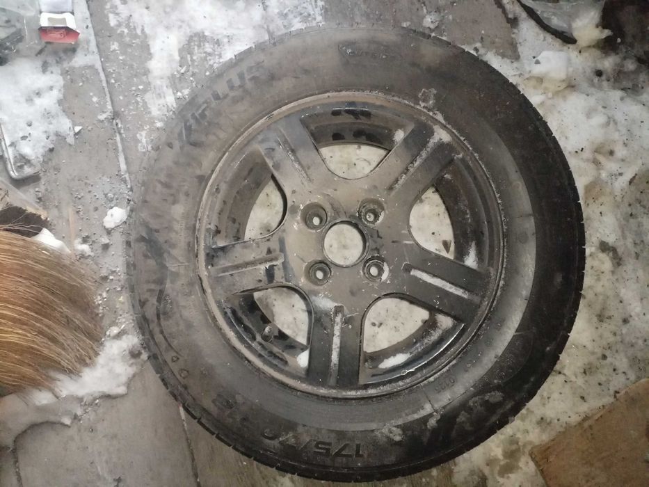 Продам колёса летние