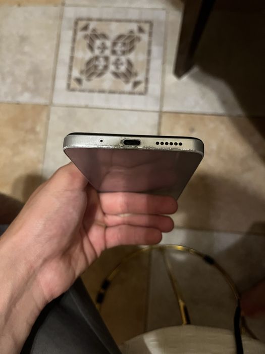 Продам Xiaomi Redmi 12