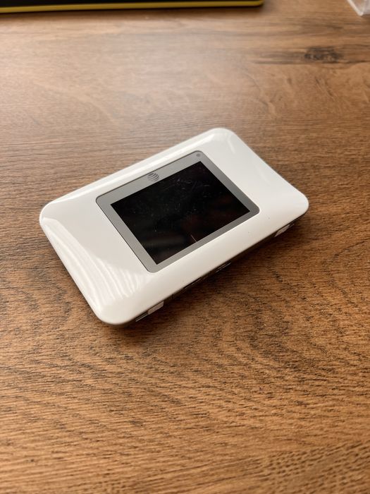 NETGEAR AirCard 770S - мобилен рутер, бисквитка