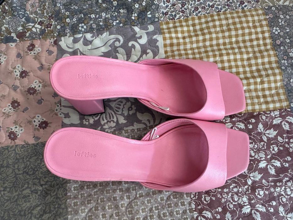 Дамски розови чехли