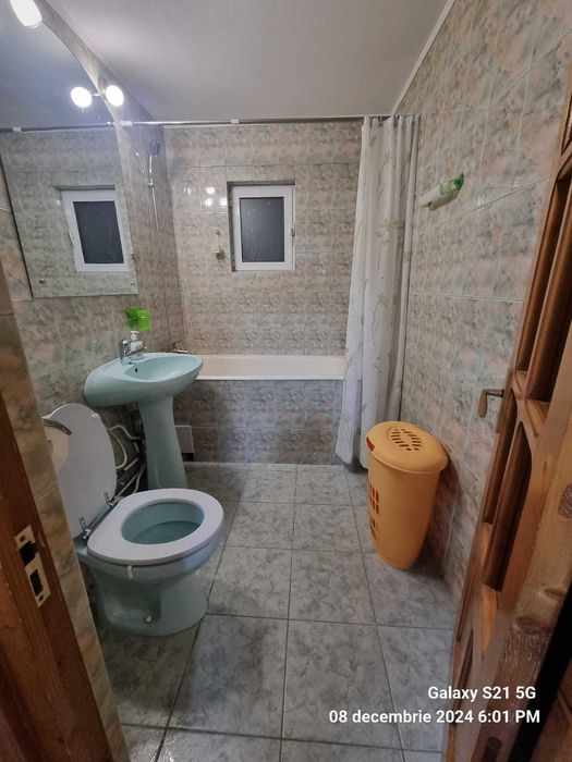 Apartament 2 camere decomandat zona Nicolina II