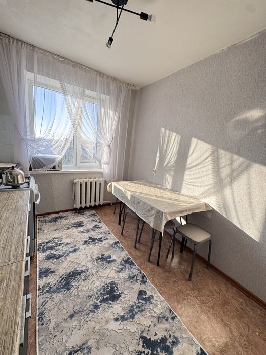 Продам 3х комн кв район Строитель