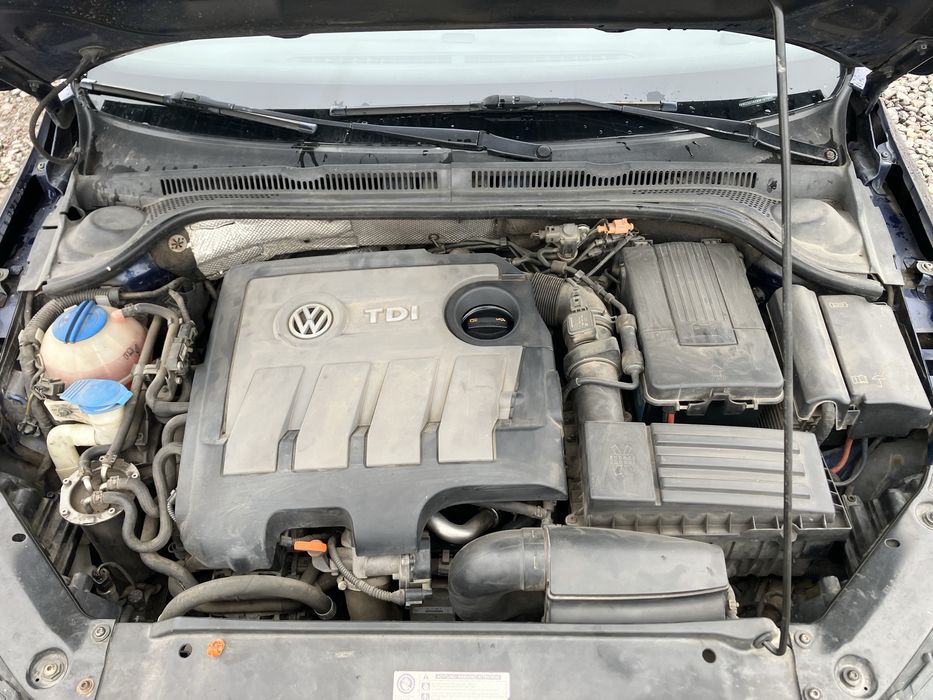 Volkswagen Jetta 1.6 TDI DSG7