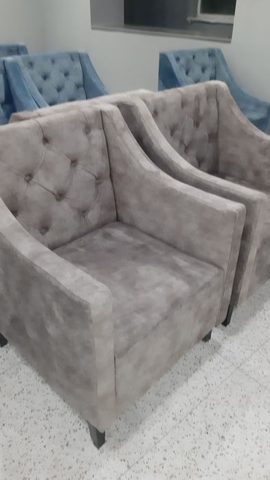 Продам кресло-стулья для кафе