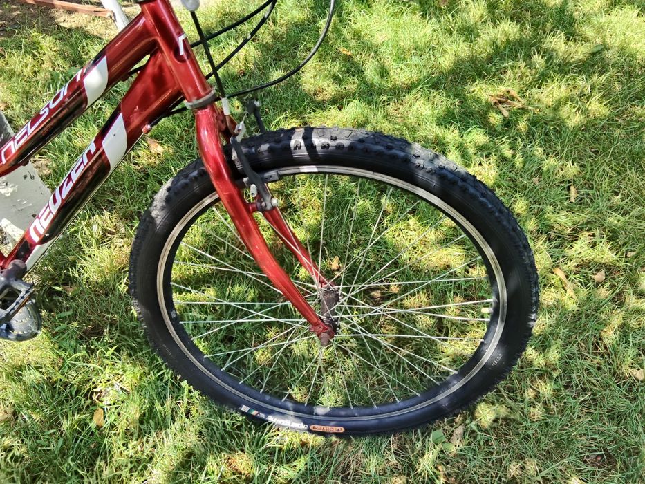 Vând bicicleta copii Neuzen 26 inch