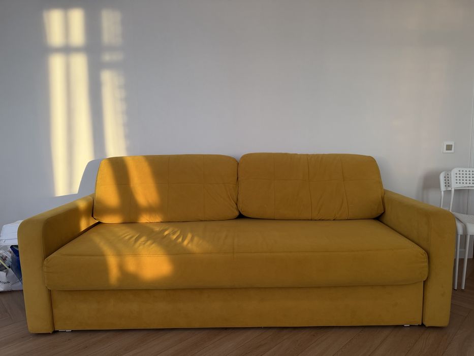 Продам диван срочно