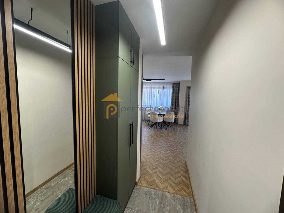 Продава се Тристаен апартамент в Пловдив, Център - 128 кв.м за 1180 €/кв.м - Снимка #2