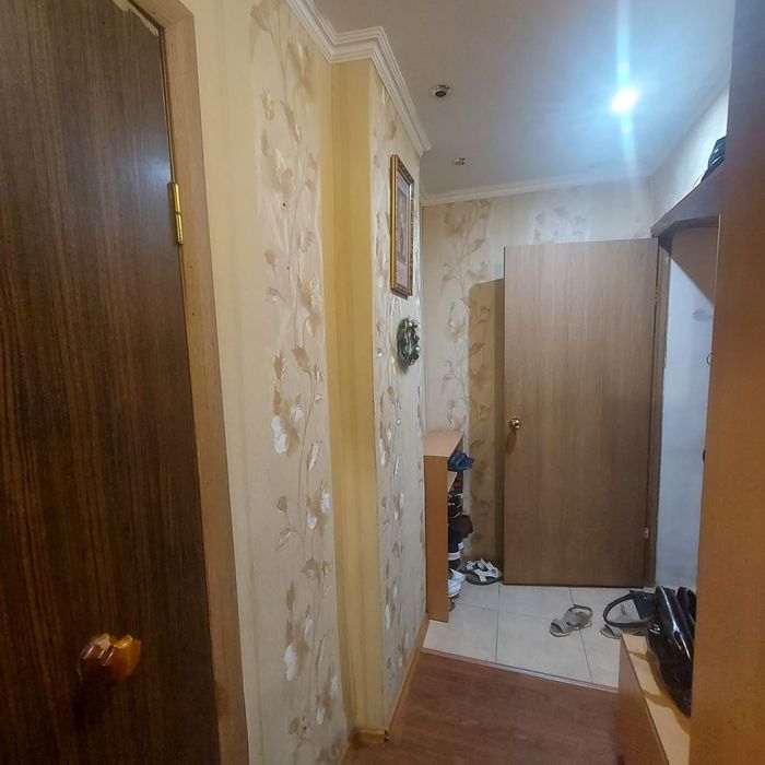 Продам 2 комн квартиру 1 отдел полиции