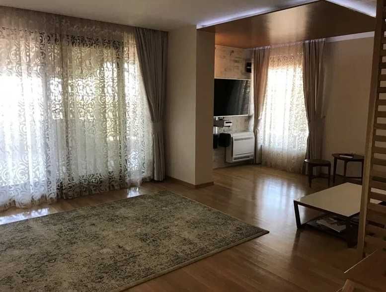 Дава се под наем Многостаен апартамент в Бургас, Сарафово - 315 кв.м за 1096.5 € - Снимка #5