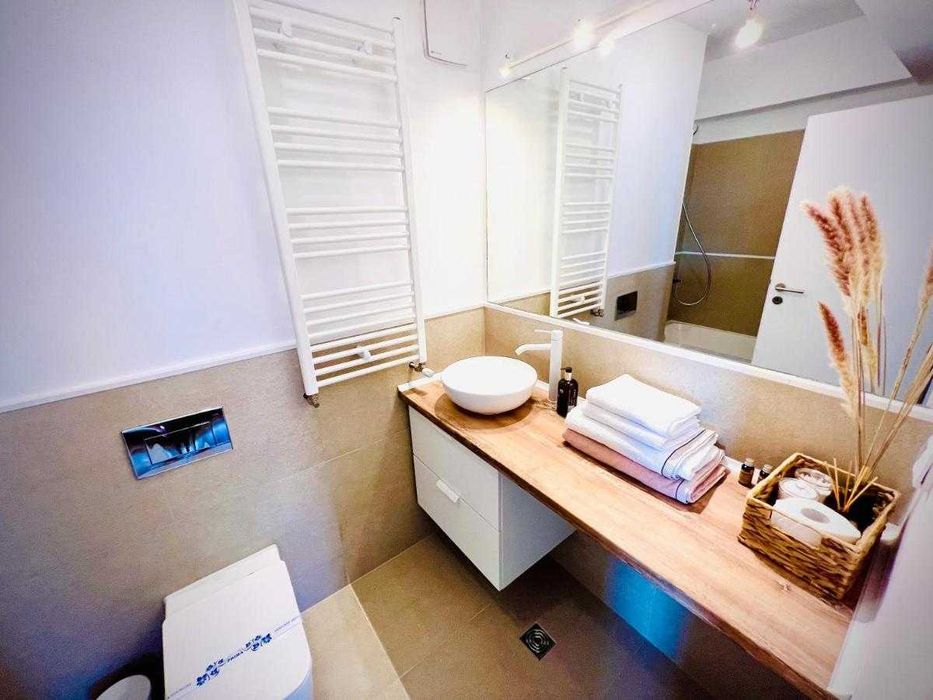 Inchiriez apartament Lux 3 camere, 2 bai - Marmura Residence, parcare inclusa, Jiului, Expozitiei