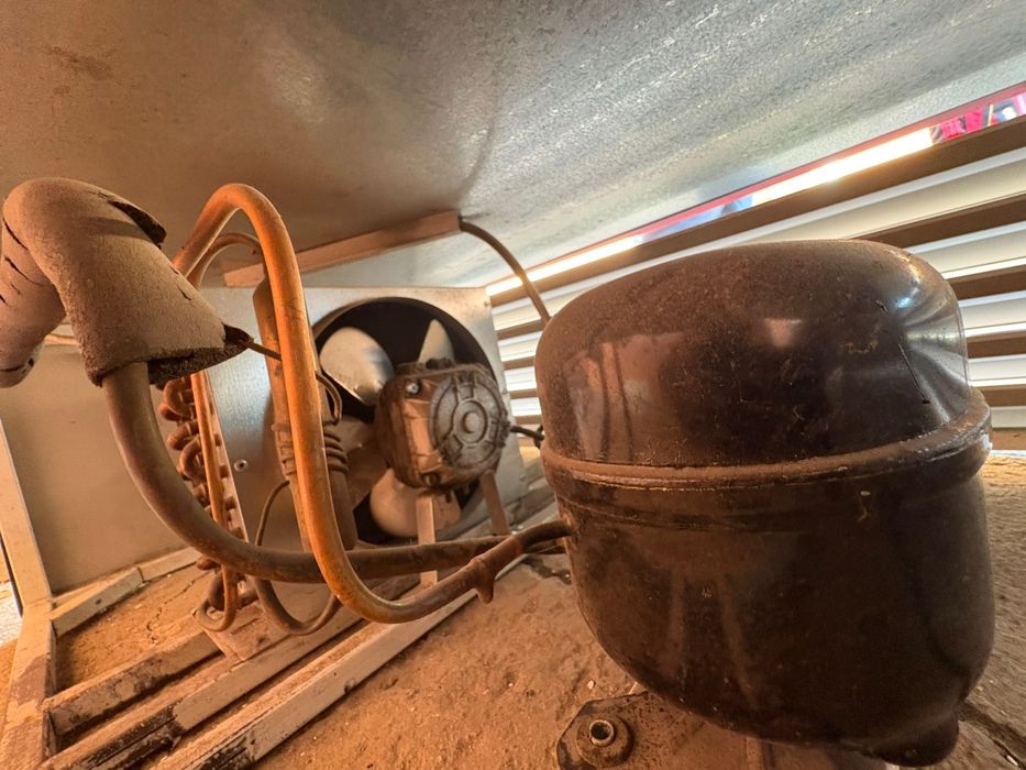 Холодильник ветриный