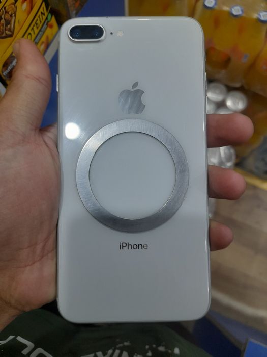 Yonks 100% usiliny Iphon 8+ naxtga 149$