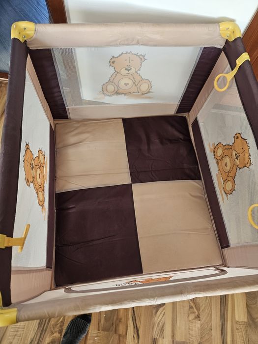 Țarc de joacă pentru bebeluși