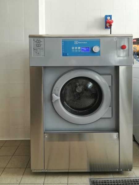 Masina spalat industrial