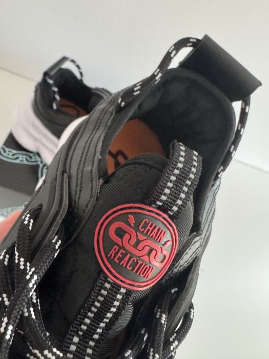 Versace Chain Reaction Black and White