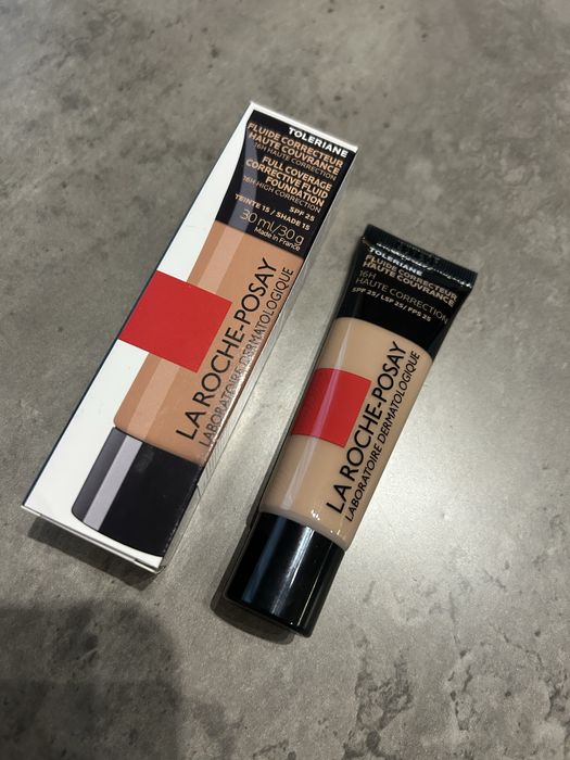 YSL червило, Giorgio Armani гланц, La Roche фондьотен, Medicube серум