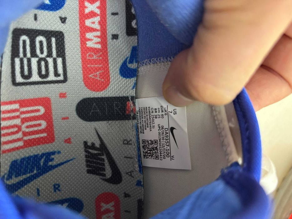 Кроссовки Nike Air
