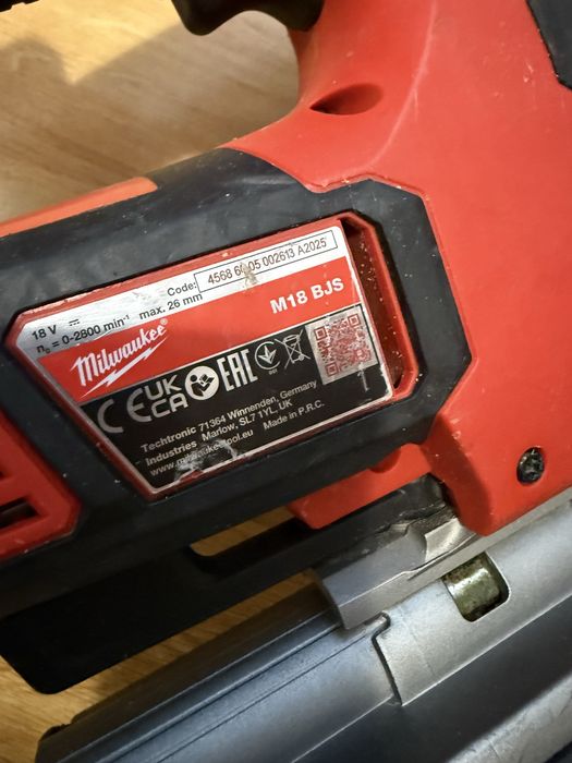 Milwaukee M18 BJS Зеге