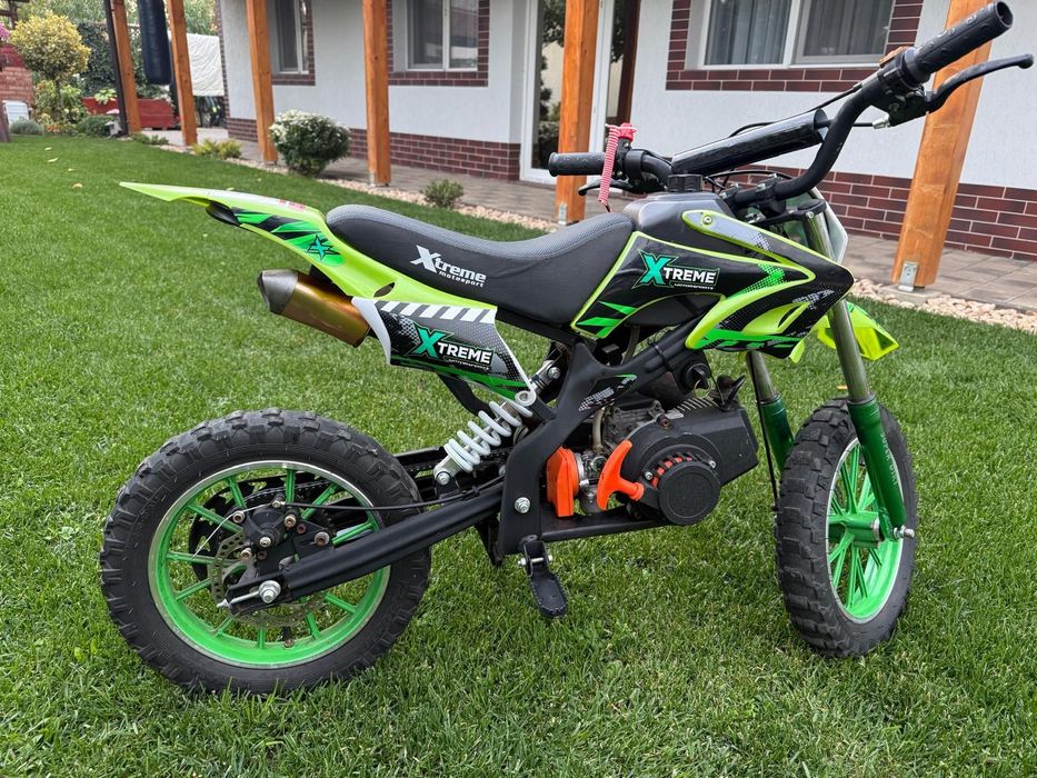 Mini Moto Cross Xtreme 49cc copii + Costum Protecție + Cască Roșie Cadou