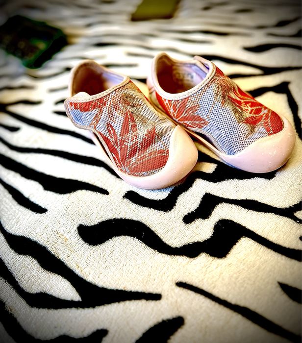 Детски обувчици много леки