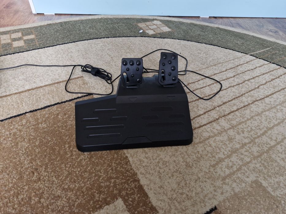 Sven GC-W900 игровой руль