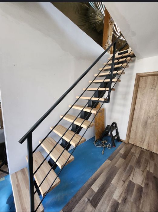 scarii pentru interior si exterior