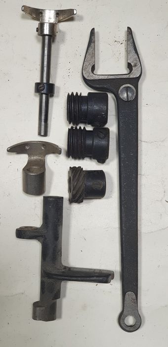 Запчасти для Оверлог и т.д