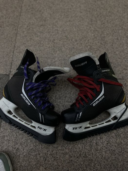 Продам коньки Bauer