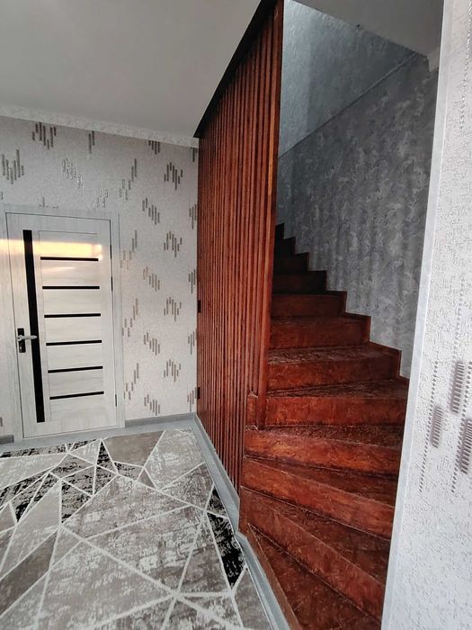 Сдаётся 2 этажный дом, без земли