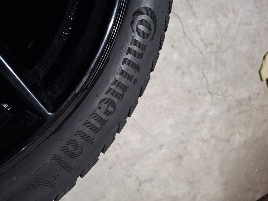 4 Jante negre lucios de BMW,Mercedes. Audi  etc 225 45 r18 Continent