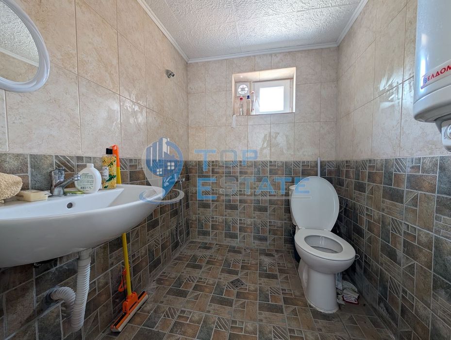 Продава се Къща в с. Овча могила, Област Велико Търново - 140 кв.м за 283 €/кв.м - Снимка #12