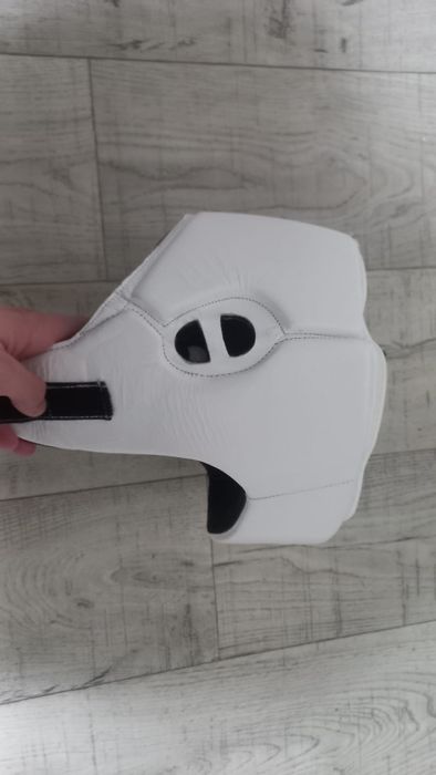 Продам шлем для бокса