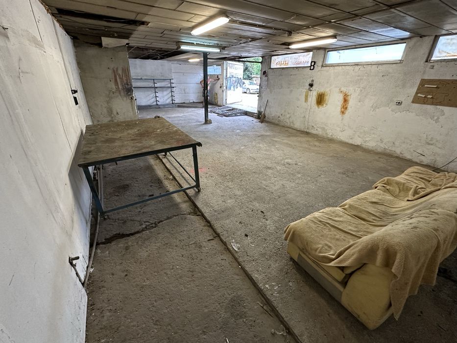 Дава се под наем Гараж / Паркомясто в София, Модерно предградие - 115 кв.м за 433.5 € - Снимка #7