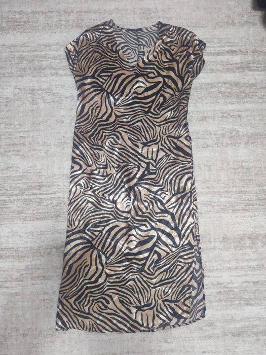 Продам платья нарядные