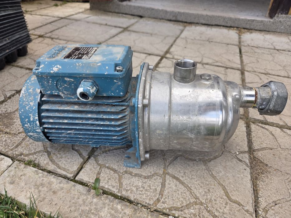 Водна помпа Calpeda NGXM 3/100 + автм. контролер