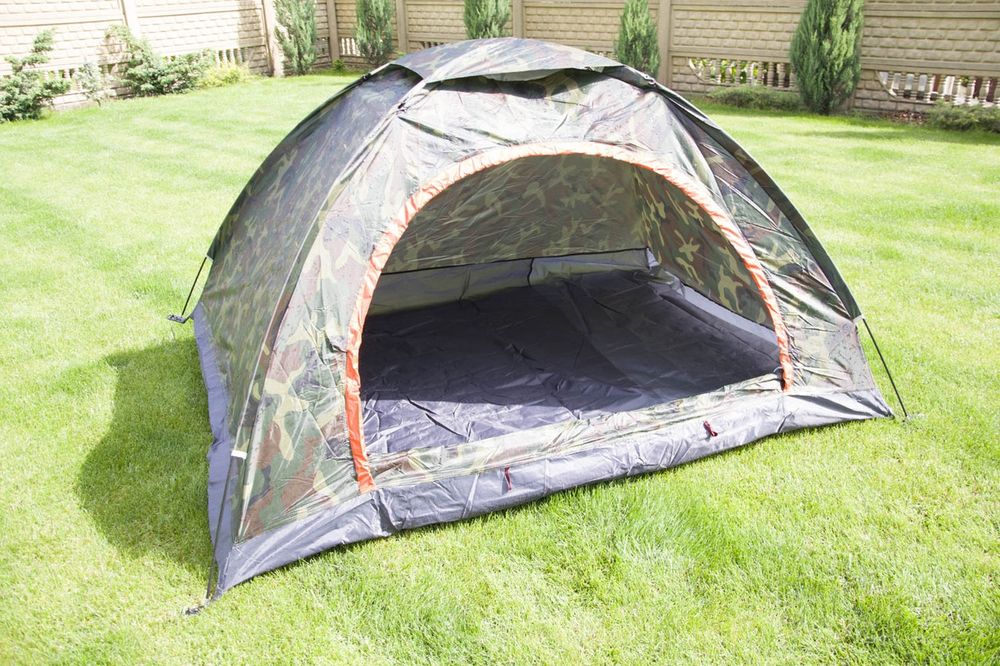 палатка с комплектом  для похода