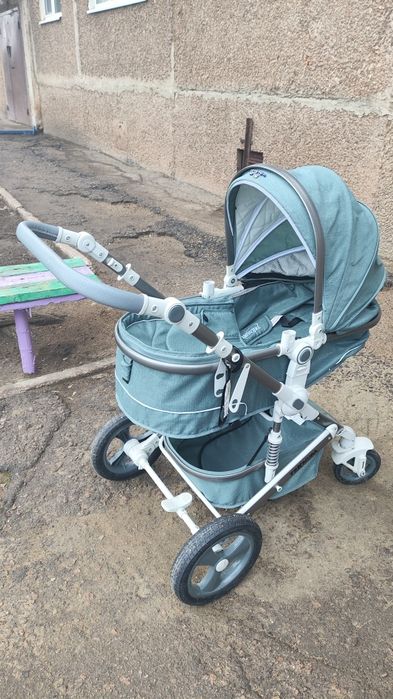 Продам коляску трансформер 3 в 1 .