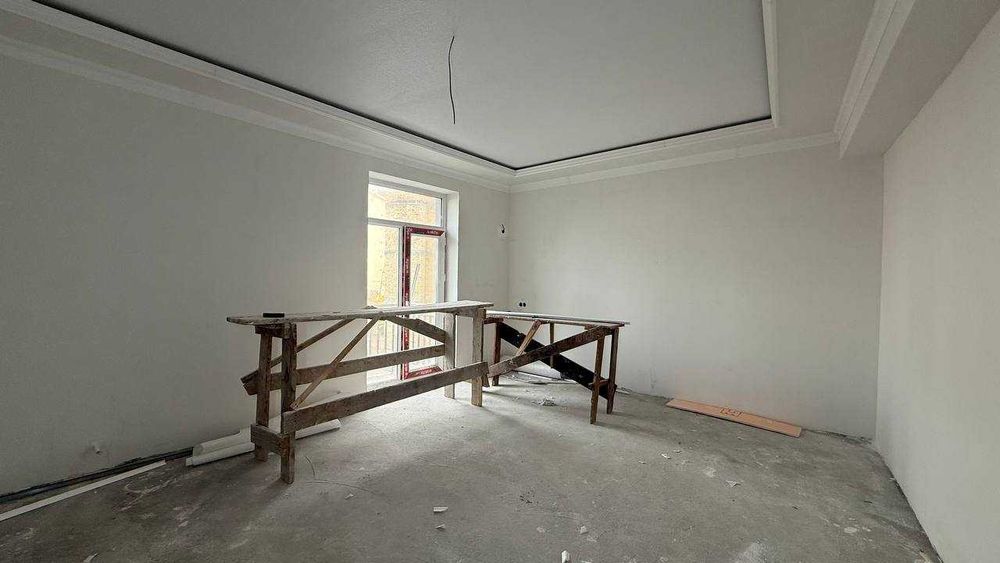 Медиапарк Шахар хокияти 1 қаватда 2 хонали квартира сотилади. ID: 1605