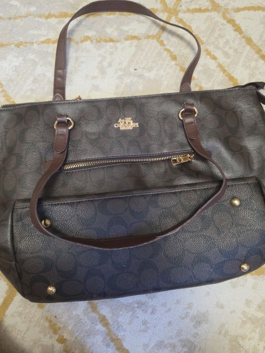 Продам сумку  COACH