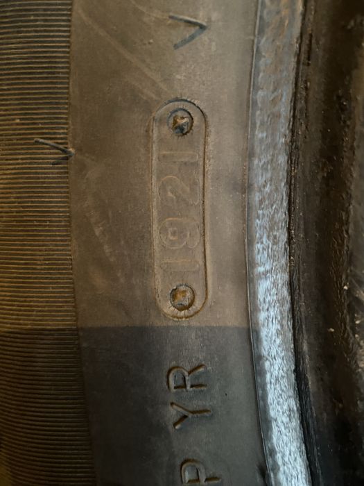 Продам шины 215/60/16 размер