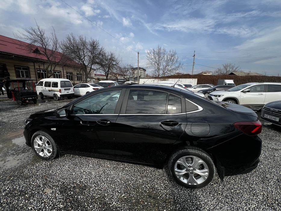 Оникс премьер 6+ сотилади! 13000$