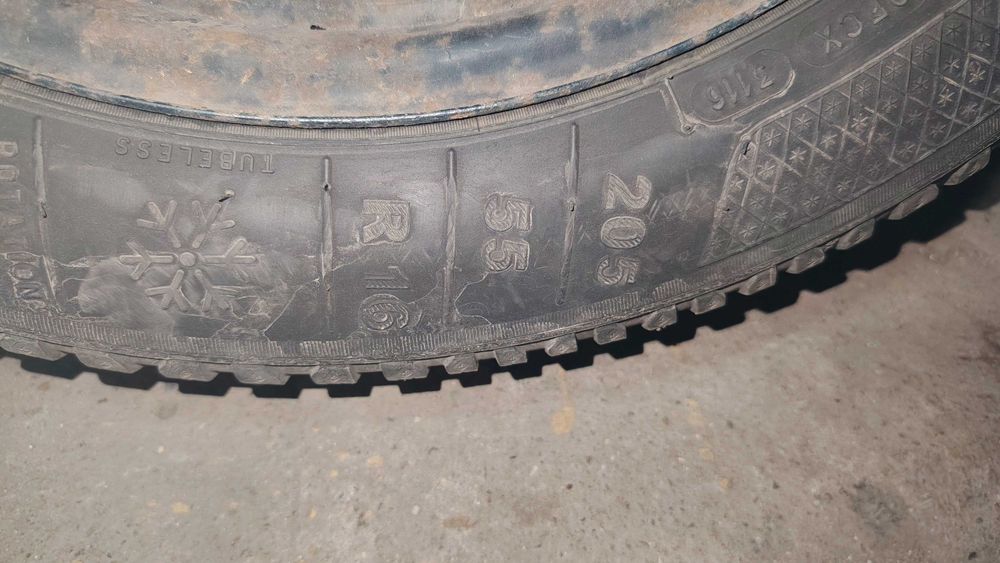 Железни джанти с зимни гуми