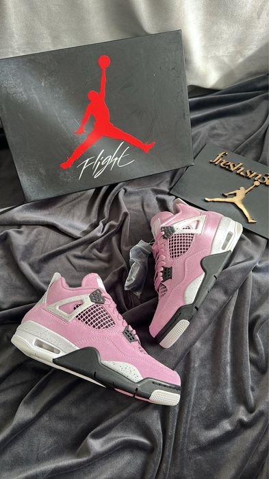 Air Jordan 4 Orchid Taupe Haze (size 37/38)