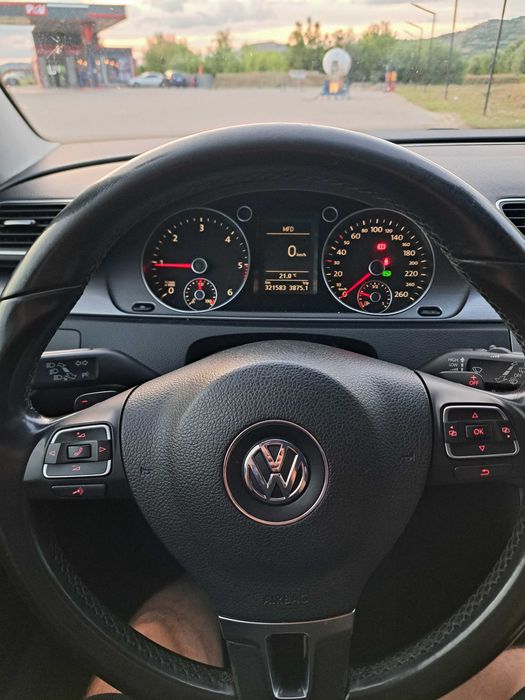 De Vanzare Pasat B7 URGENT !!!