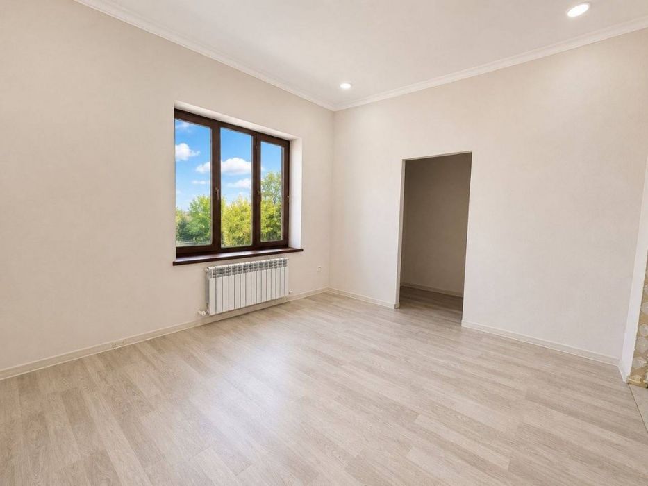 Продам новый дом в махалле Лимонария
