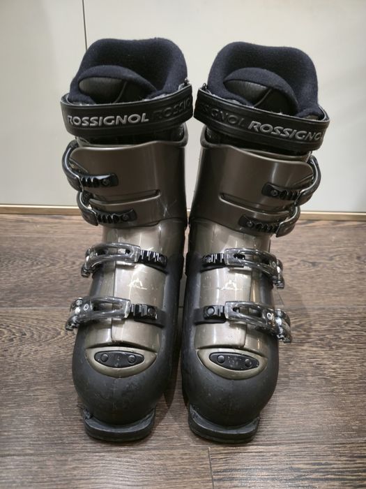 Дамски ски обувки Rossignol