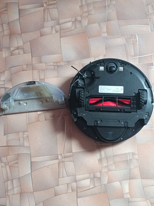 Продам робот пылесос, роборок моющий s5 maks