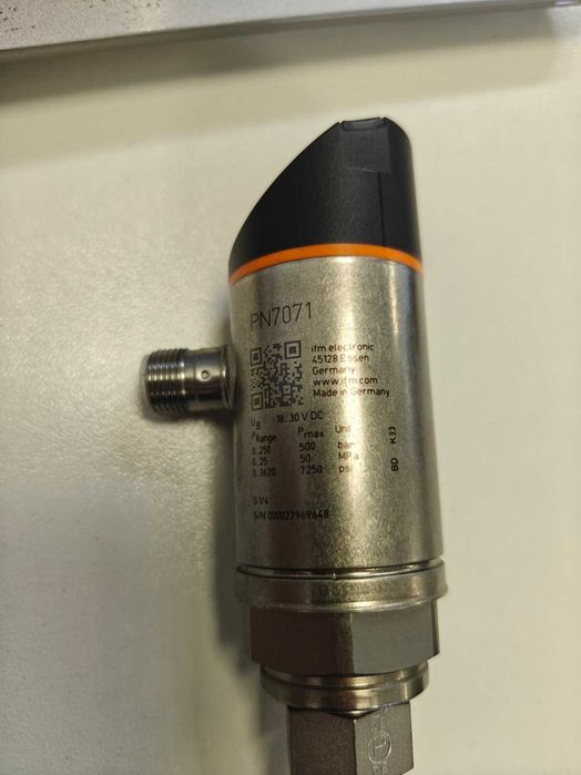 senzor presiune IFM 7071
