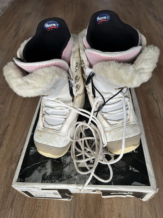 Snowboard Boots ELAN Therm-ic